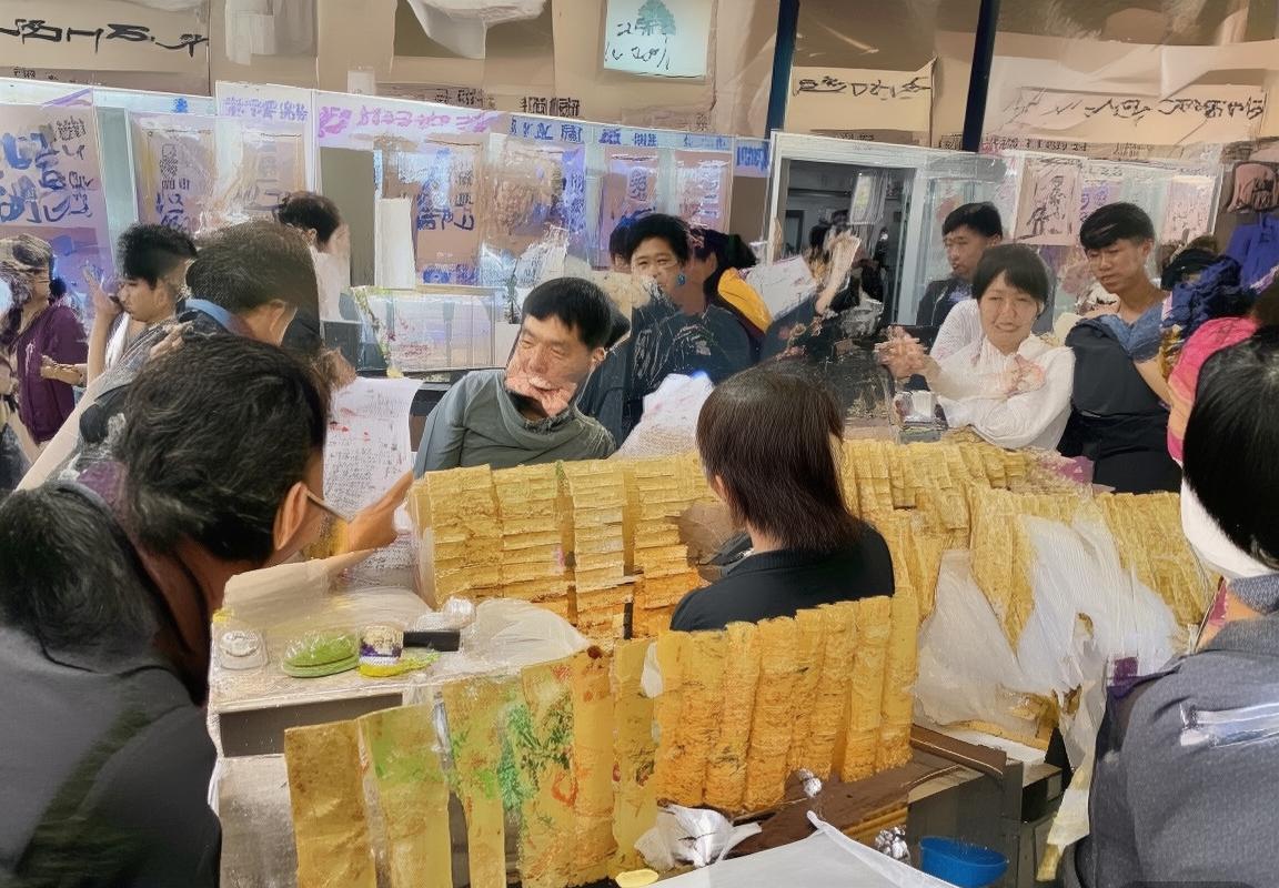 冈山绿雉VS东京绿阴：战术对决与团队精神的足球盛宴