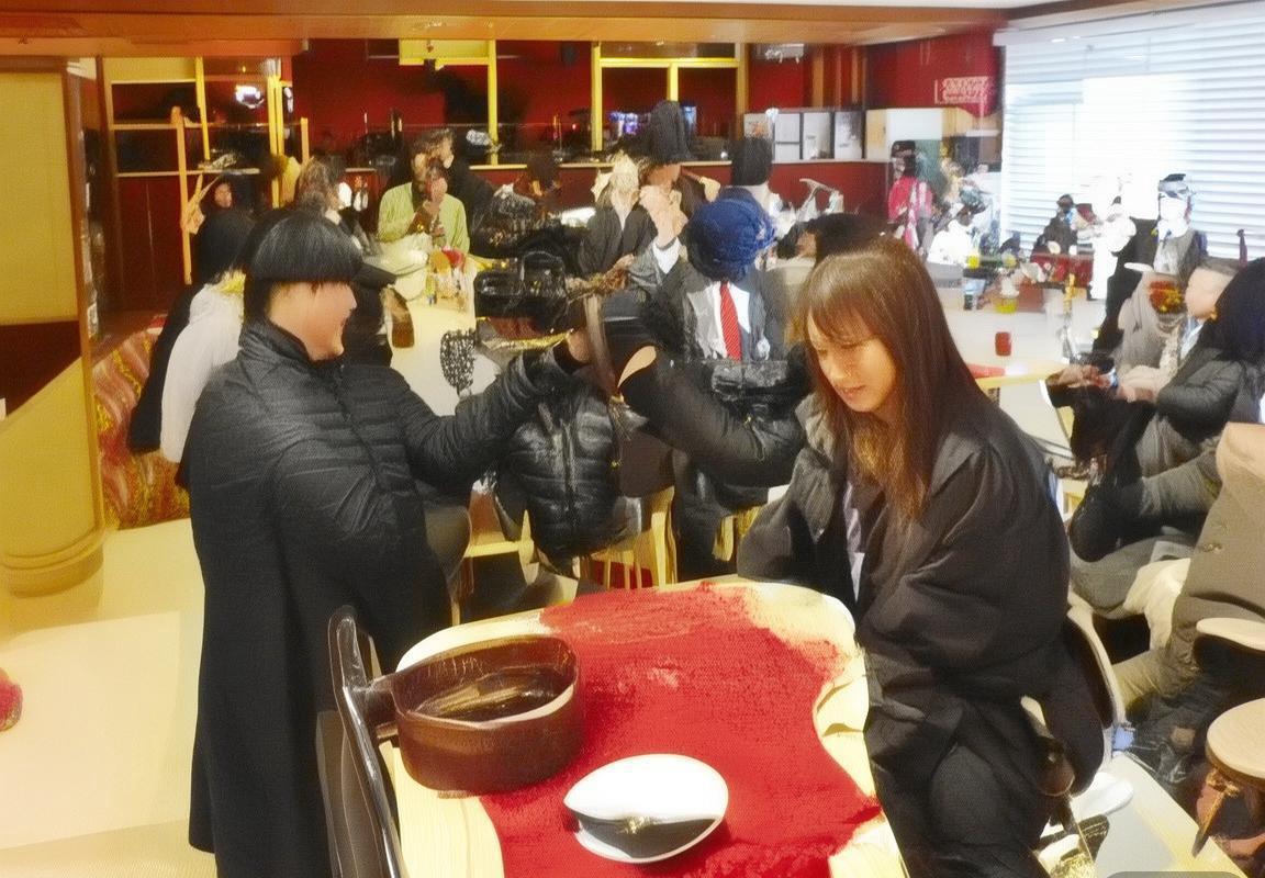 俄罗斯VS智利足球对决：首发阵容解析与战术布局分析