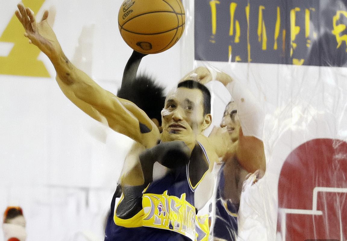 93年经典对决：公牛太阳之战战术解析与球星对决回顾